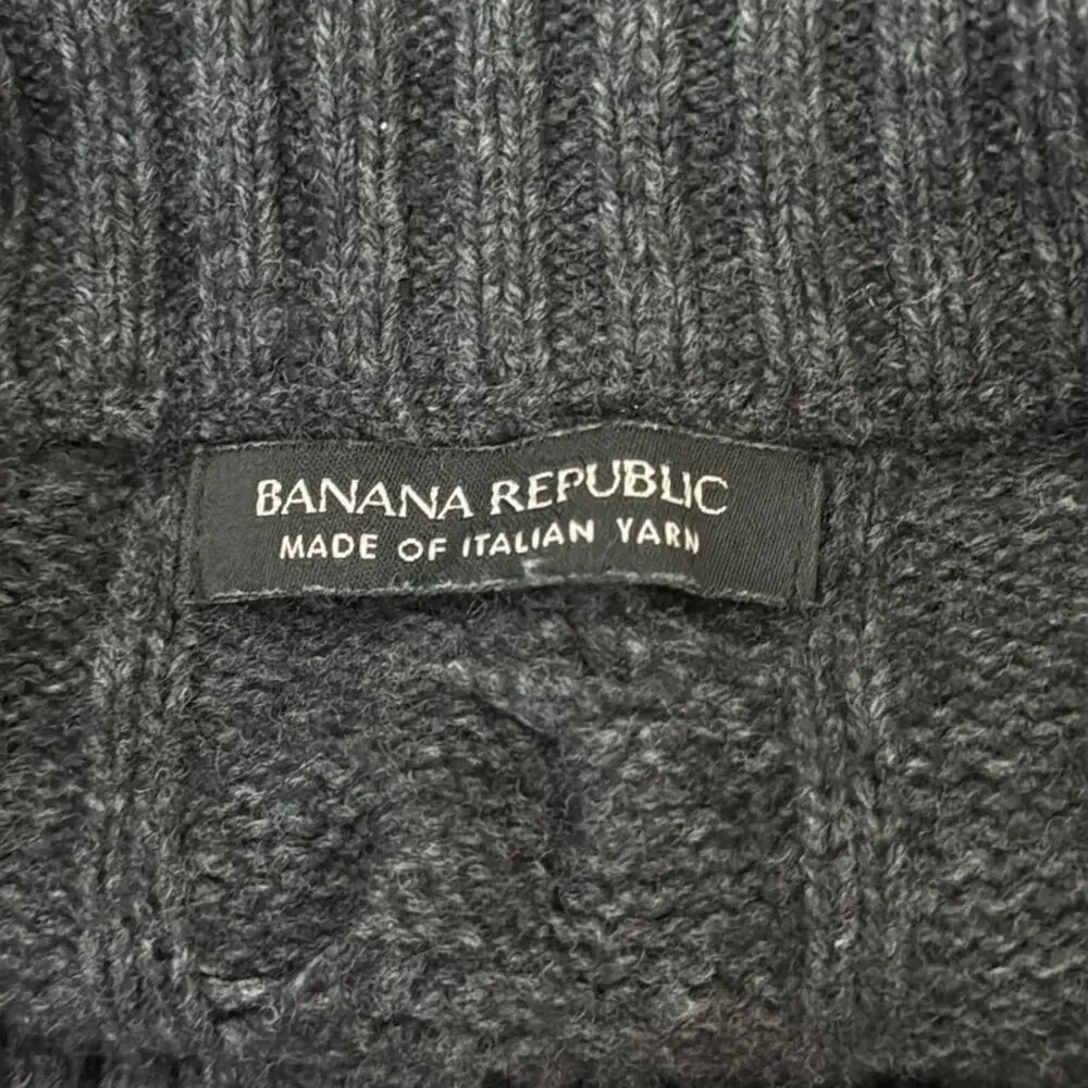Banana Republic Men’s Charcoal Italian Wool Blend Fisherman Cable Knit Sweater